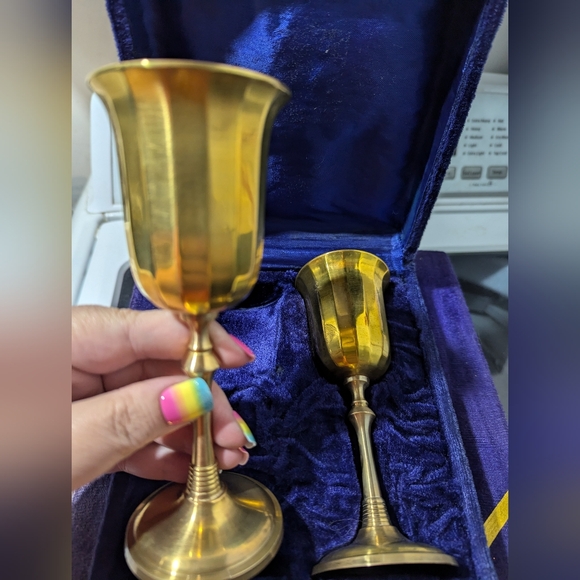 Vintage set of 2 brass goblets - Picture 2 of 2